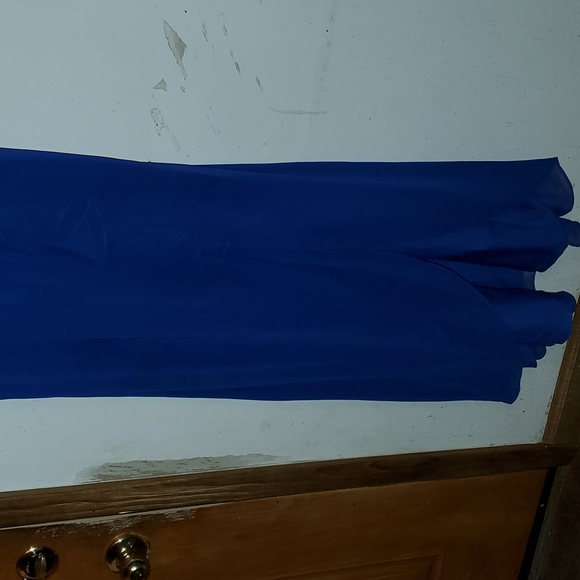 Women's size 4 Alfred Angelo Dress - Picture 3 of 5